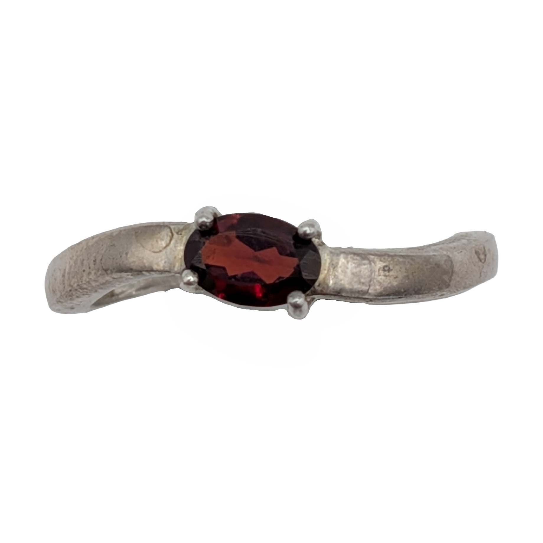 Signed Sterling Silver Red Rhinestone Oval Wavy Band Ring Sz. 7
