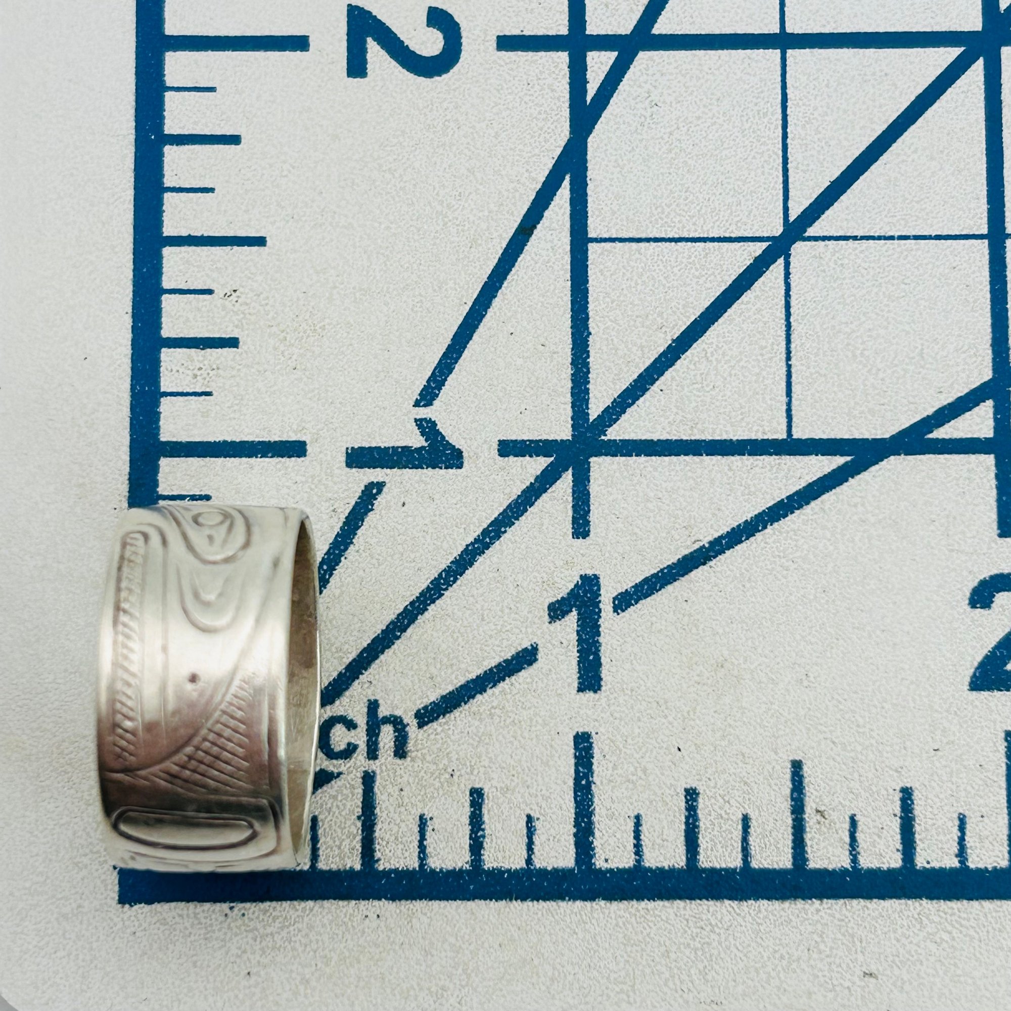 Northwest Coast Indian Navajo Sterling Ring Sz 8