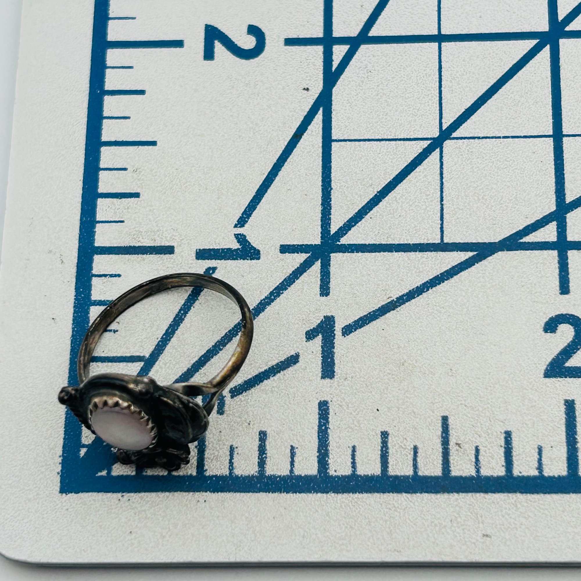 Signed Navajo Sterling Mother Of Pearl Ring Sz 7