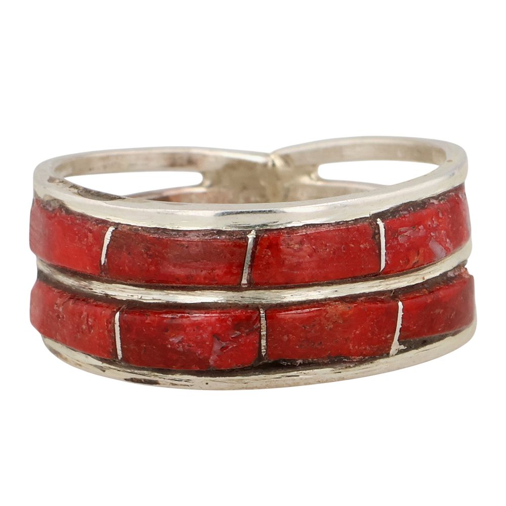 Lot 585: Debbie Livingston Navajo Sterling Spiny Oyster Ring Sz 6