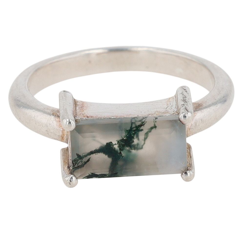 Lot 272: Sterling Silver Moss Agate Emerald Cut Ring Size 6.25