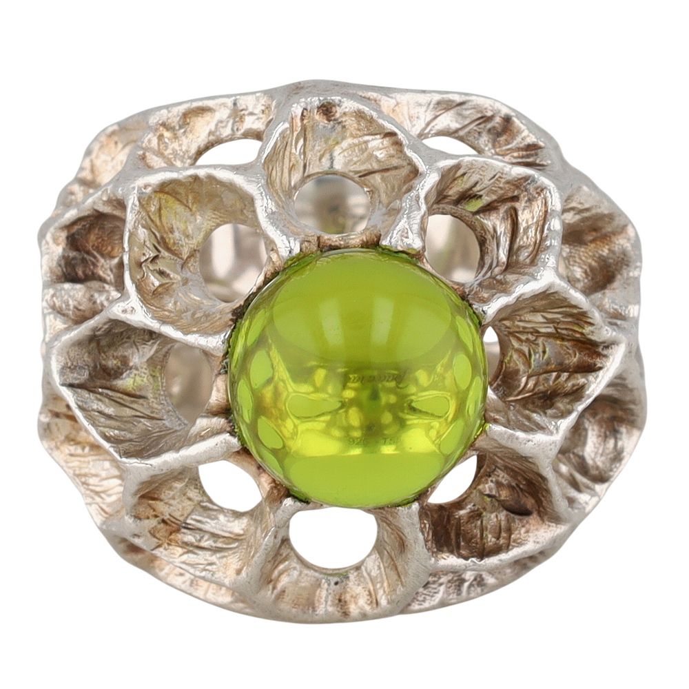 Lot 350: Baccarat Sterling Silver Green Crystal Orb Webbed Dome Ring Size 7