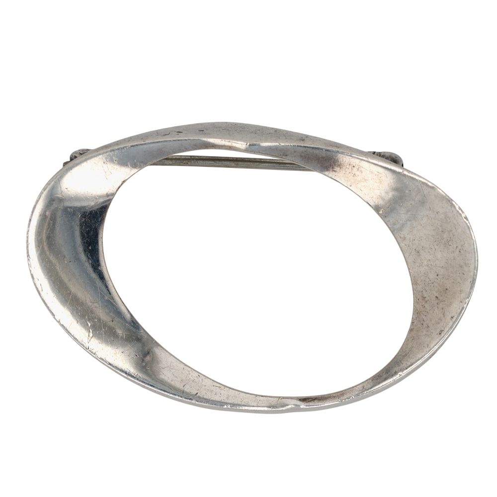Lot 527: Secrest Vintage Sterling Silver Modern Oval Flare Brooch