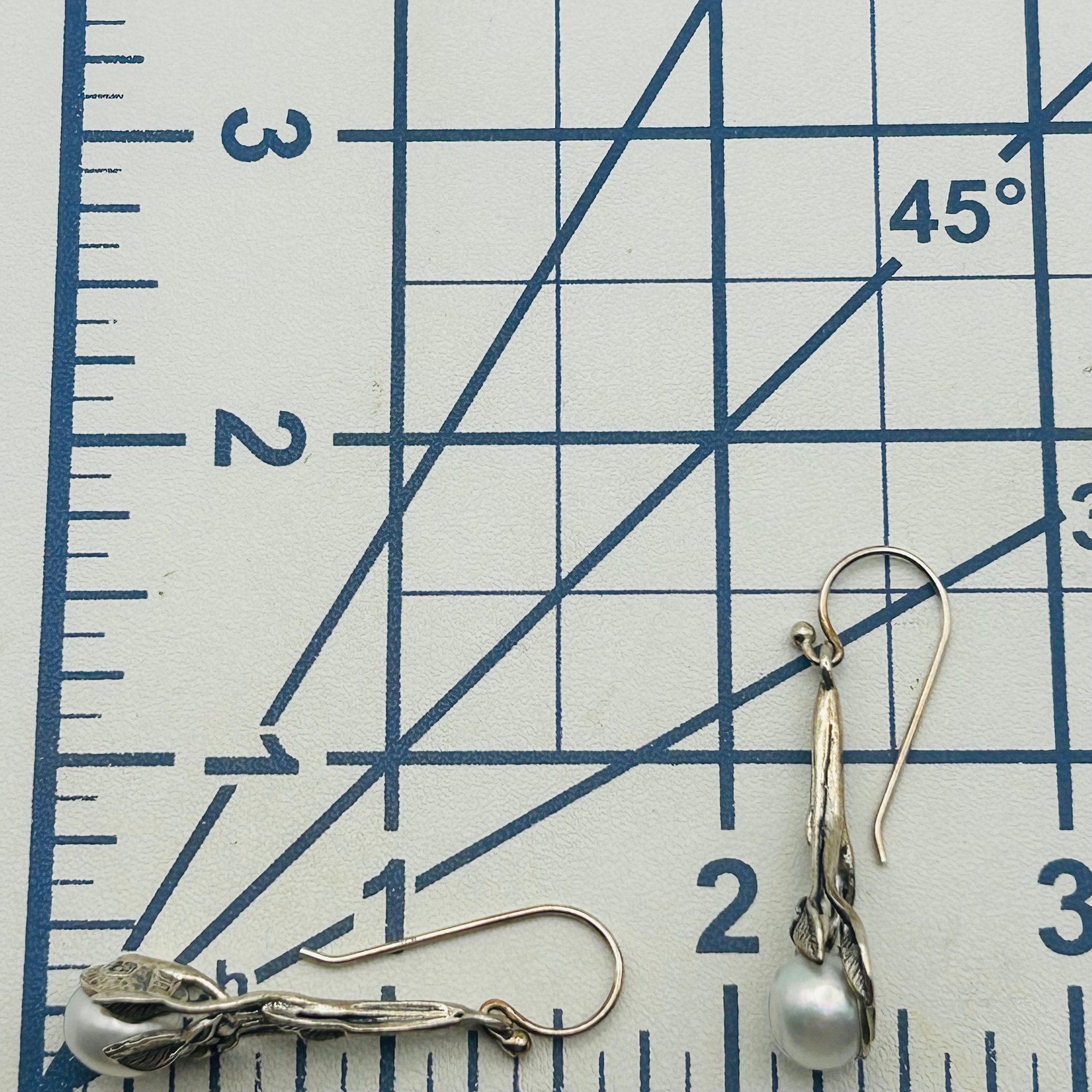 Israel Sterling Pearl Earring