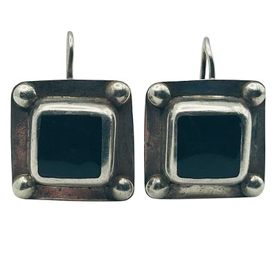Signed Taxco Mexico Sterling Inlay Earrings. Signed taxco TD- 60 Mexico Sterling inlay black 