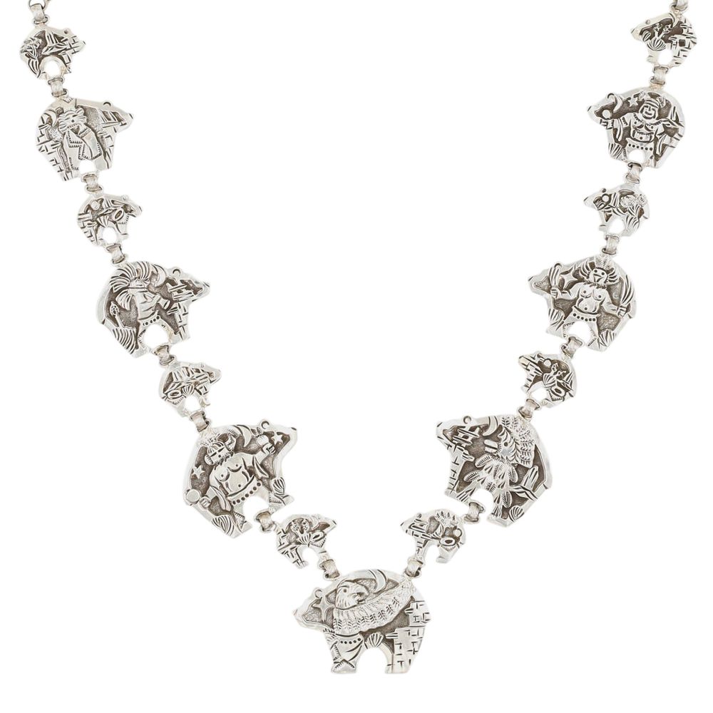 Lot 321: Lloyd Becenti Navajo Sterling Storyteller Bear Station Necklace