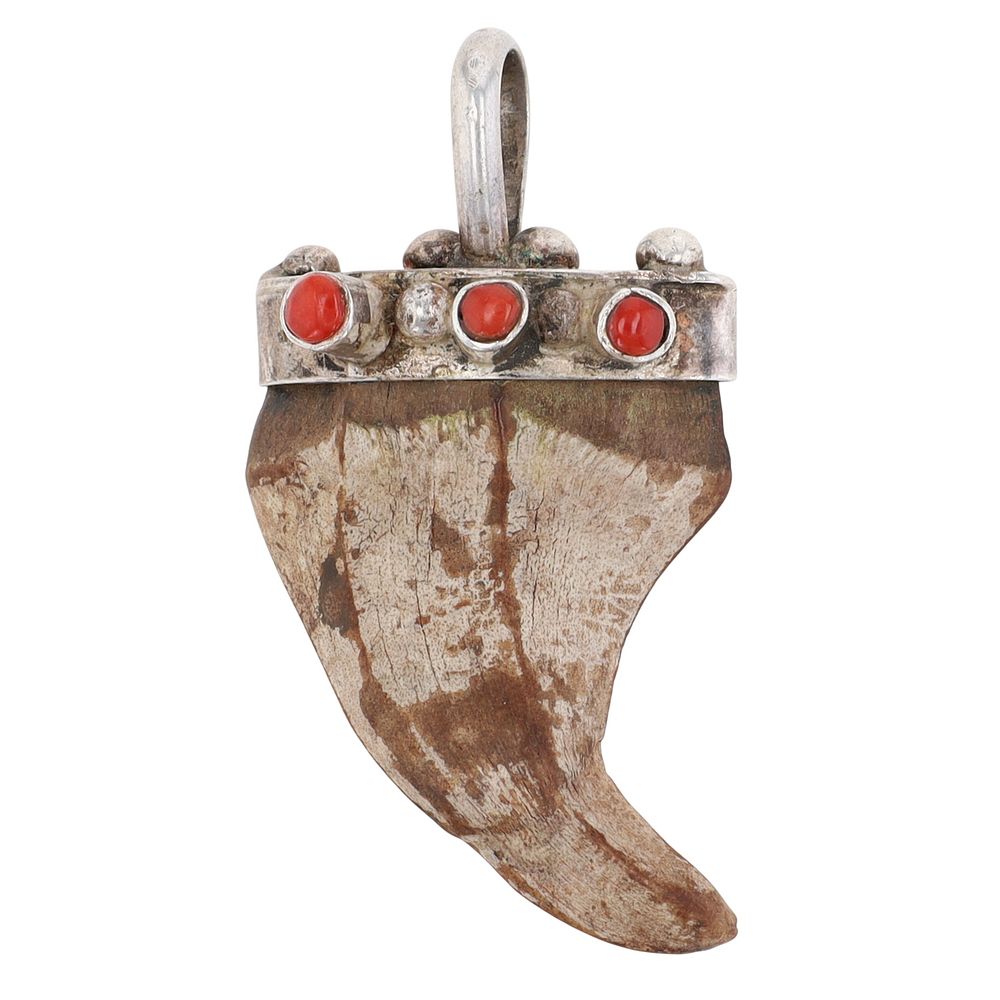 Lot 325: Vintage Navajo Sterling Coral Carved Tooth Pendant