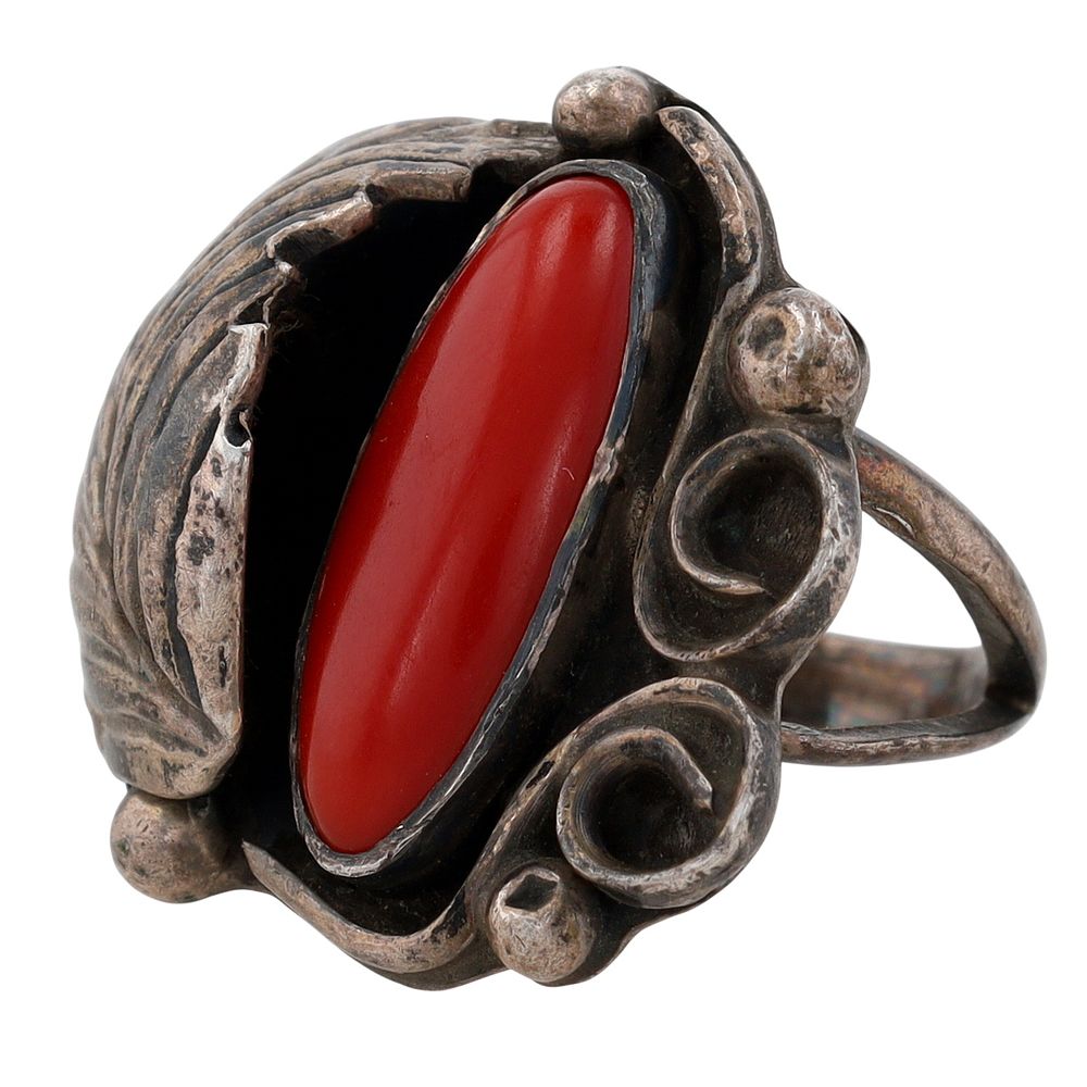 Lot 330: Vintage Navajo Sterling Coral Ring Sz 5.5