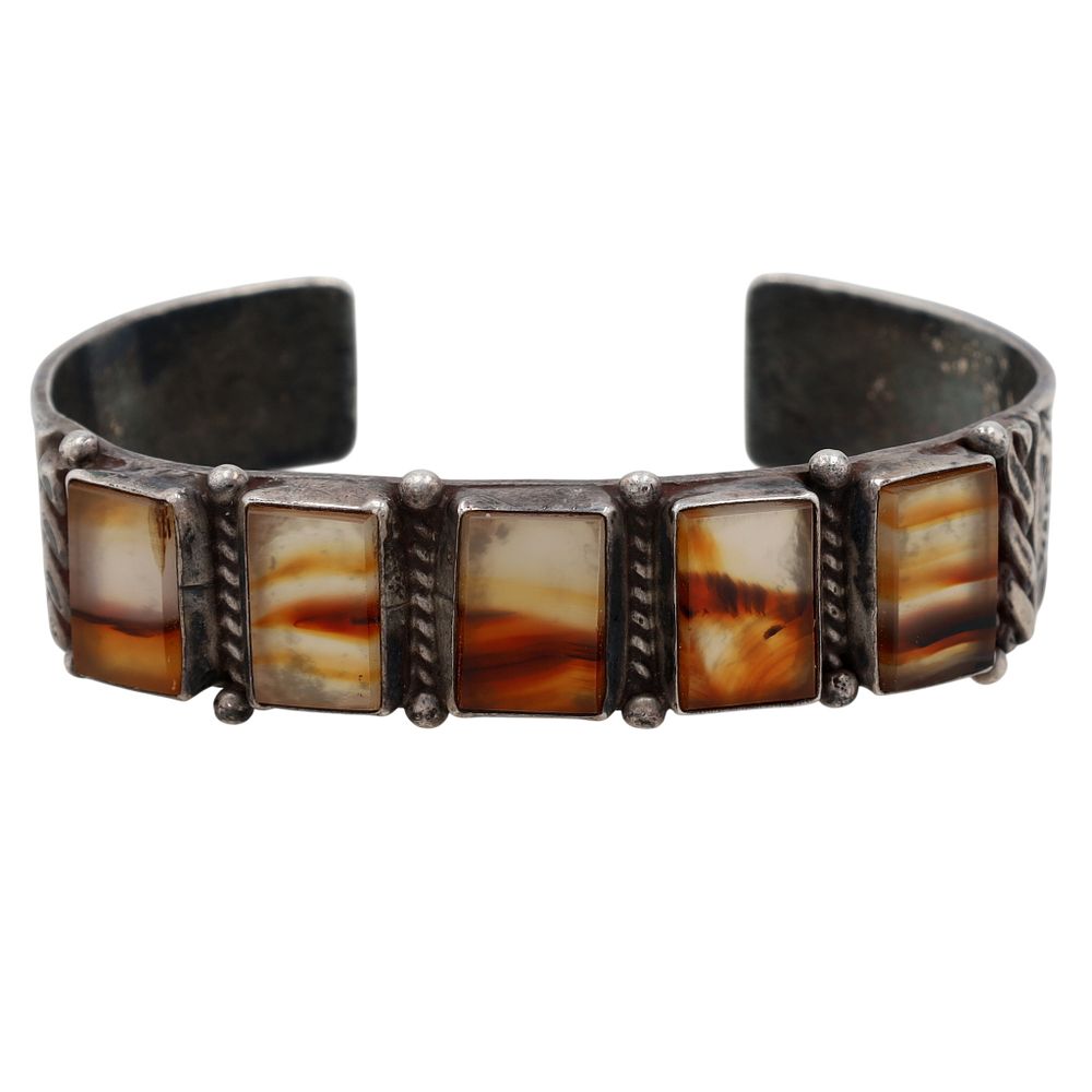 Lot 332: Vintage Navajo Sterling Agate Stamped Cuff Bracelet
