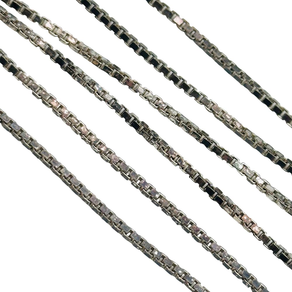 Lot 75: Italy Sterling Box Chain Necklace
