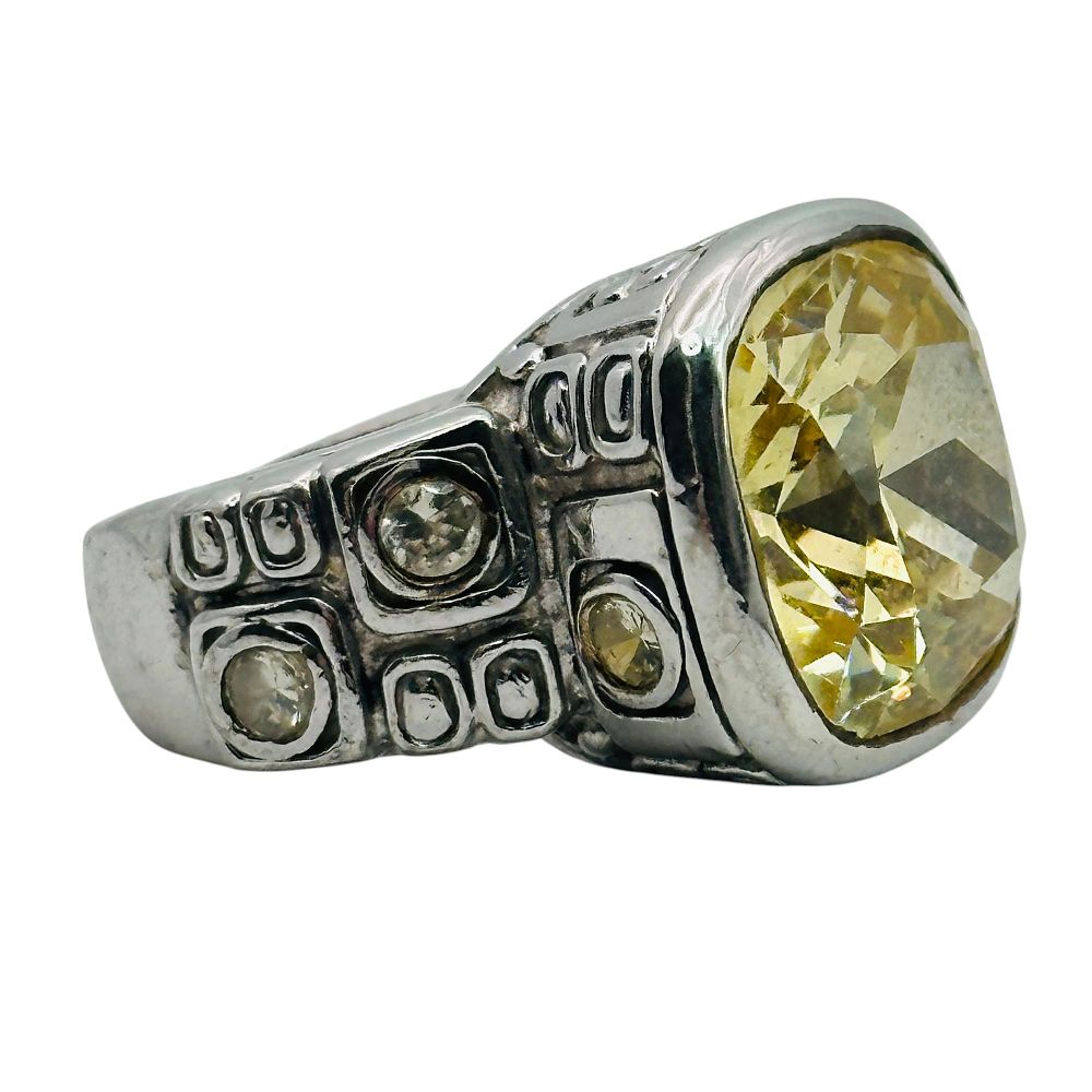Lot 164: Sterling Citrine Decorative Band Ring Sz 6
