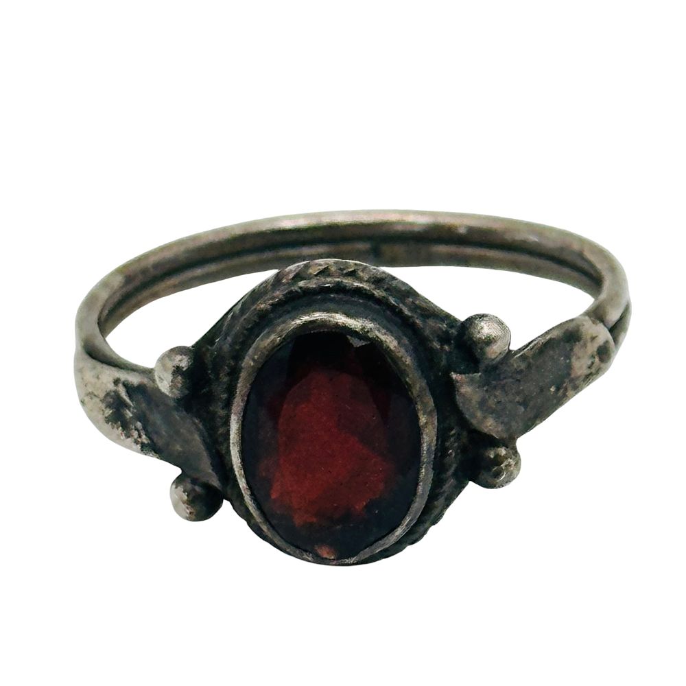 Lot 199: Sterling Garnet Ring Sz 6