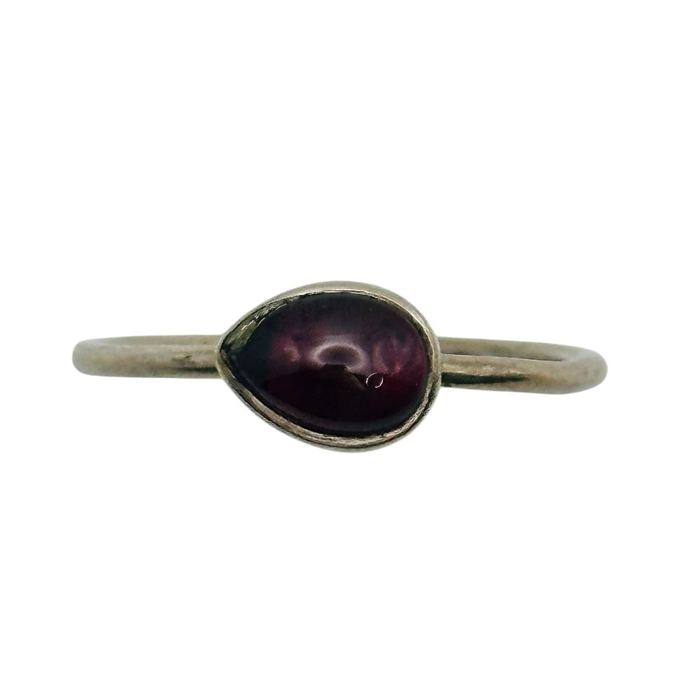 Lot 209: Sterling Garnet Pear Ring Sz 7