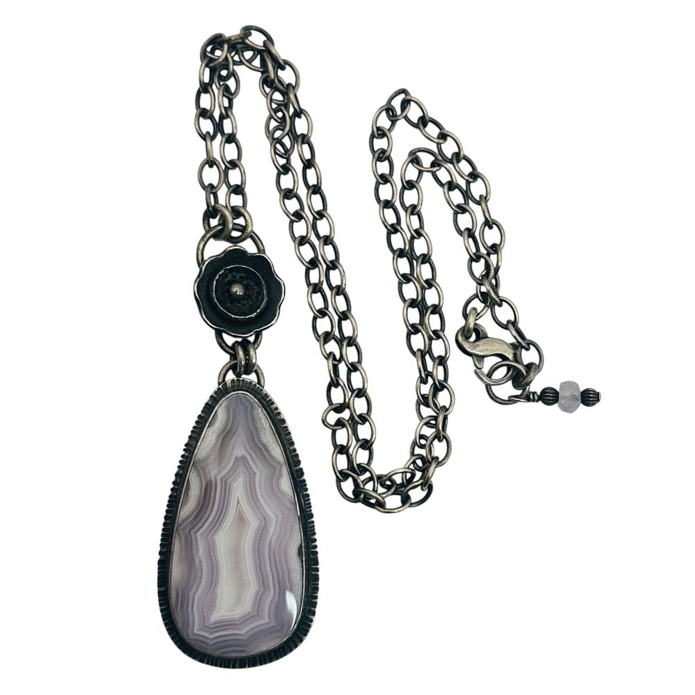 Lot 264: Sterling Lace Agate Flower Pendant Necklace