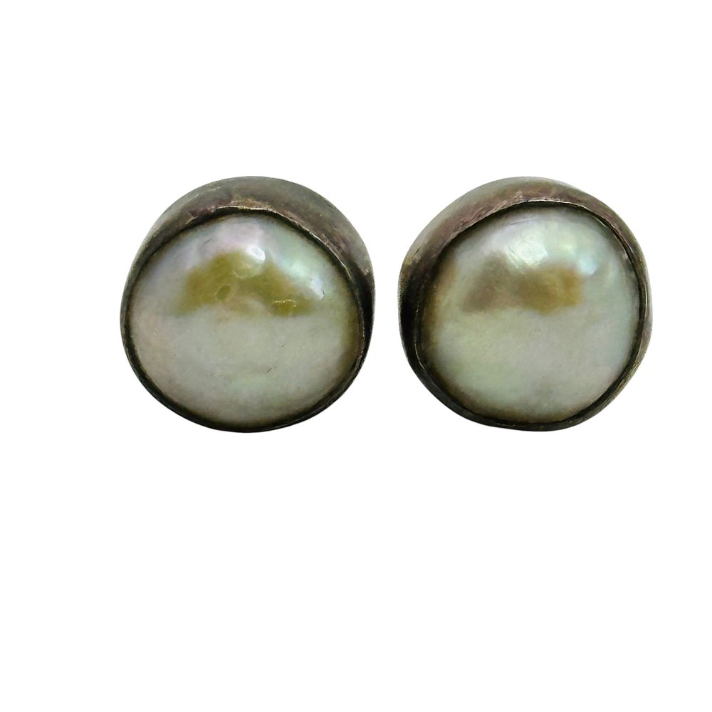 Lot 332: Sterling Mother Of Pearl Earrings