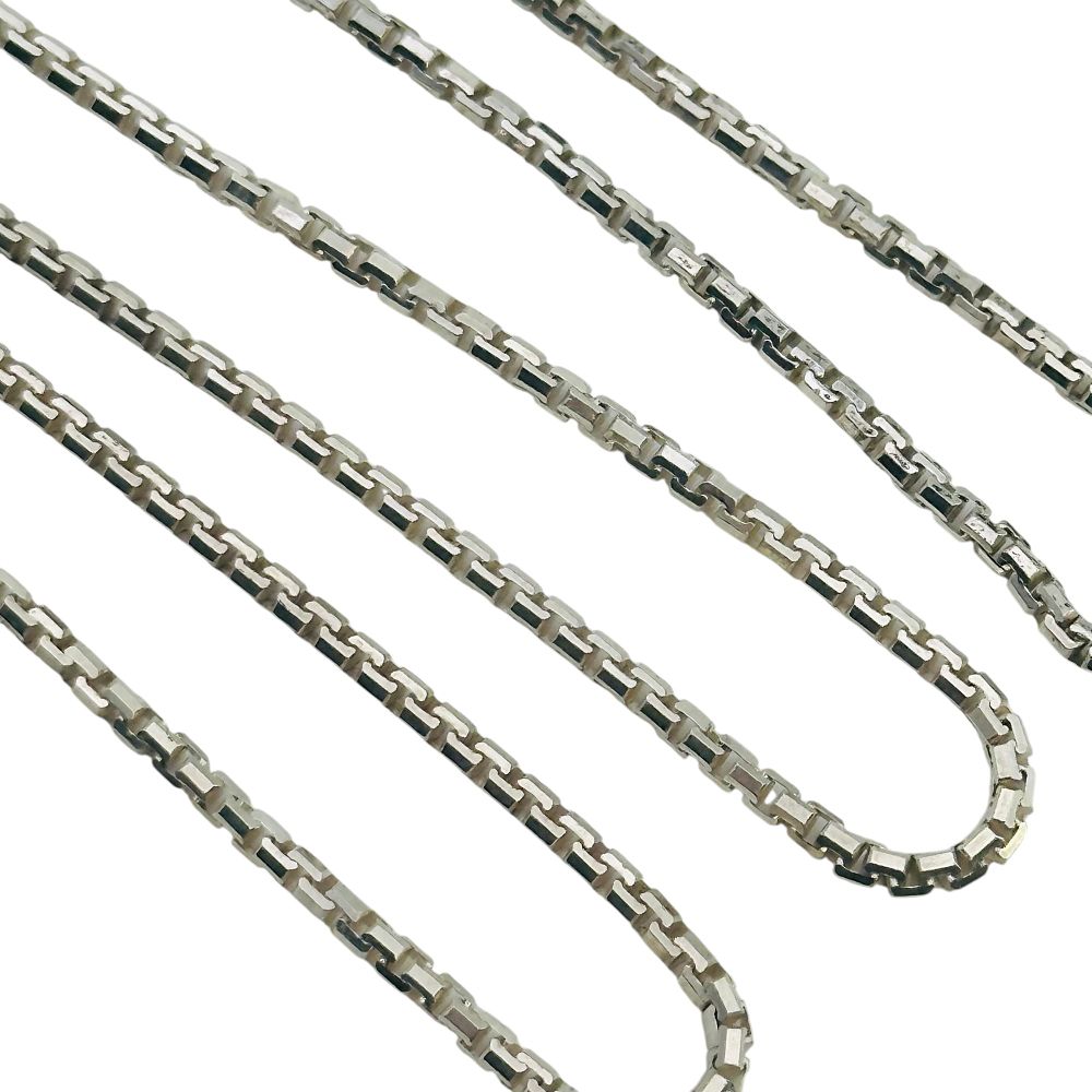 Lot 404: Italy Sterling Box Chain Necklace
