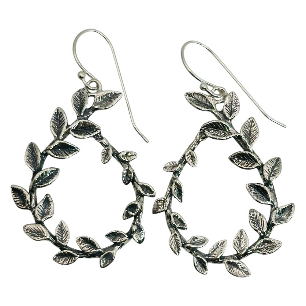 Lot 454: Sterling Leaf Detail Earrings