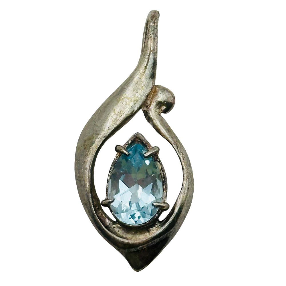 Lot 489: Sterling Topaz Pendant