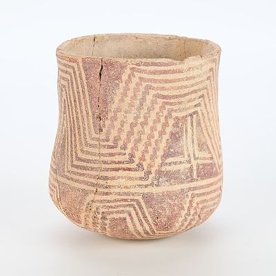 Hohokam Red on Buff Pottery Vessel. Hohokam red-on-buff ceramic pottery vessel, ca. 300-1500