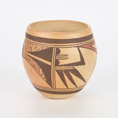 Rachel Naminghe Nampeyo Hopi Pot. Rachel Naminghe Nampeyo (Hopi, 1903-1985). Ceramic polychrome