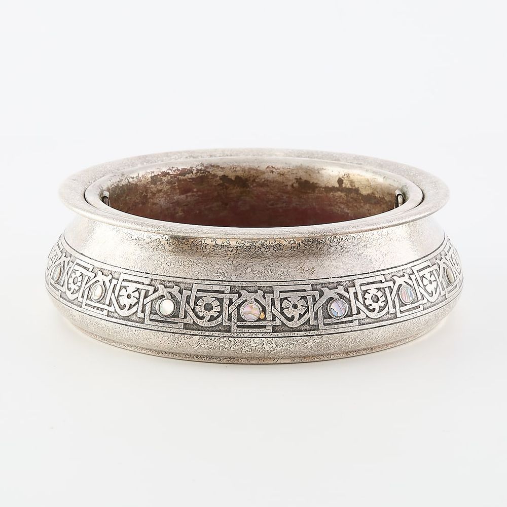 Tiffany Studios Silver Plated Abalone Planter. Louis Comfort Tiffany, Tiffany Studios, New 