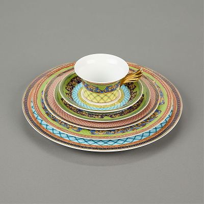 Set 6 Versace for Rosenthal "Russian Dream" Dishes. Versace for Rosenthal, Germany. Set of six 