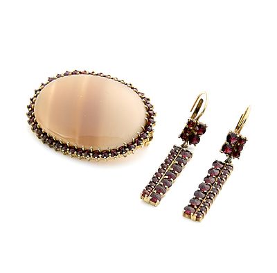 Bohemian Garnet & Gilt Brooch & Earrings. Group Bohemian garnet jewelry, including one gilt 