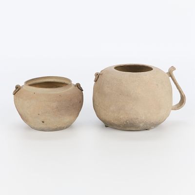 2 Chinese Warring States Period Ceramic Jars. Group of two Chinese Warring States period ceramic 