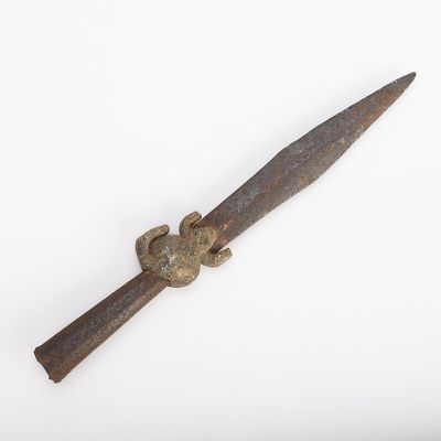 Early Chinese 3-Leg Toad Bronze Halberd Weapon. Early Chinese bronze ji (polearm) halberd spear 