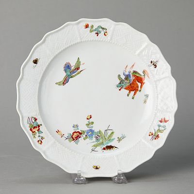Meissen Sulkowski Ozier Koreanische Lowe Plate. Meissen, Germany. Porcelain Sulkowski-molded 