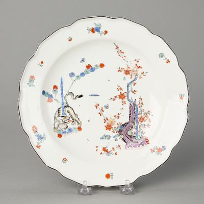 Meissen Alt-Ozier Kakiemon Plate ca. 1740. Meissen, Germany. Porcelain Kakiemon style molded 