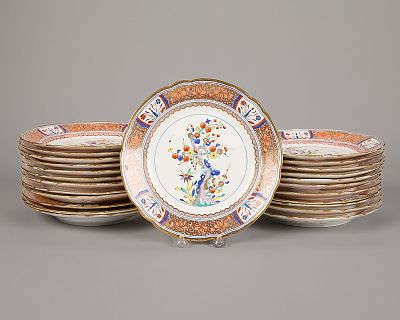Set 24 Spode "Tree of Life" Lunch Plates. Spode, England. Group of 24 pattern 282 "Tree of Life" 