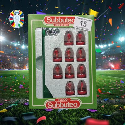 619 Liverpool Team. As New