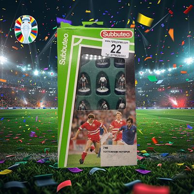 740 Tottenham Hotspur Team. As New