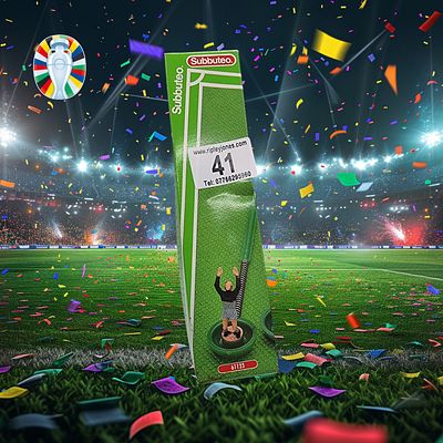 61123 Goalkeepers (2). As New