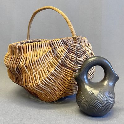 Cherokee Honeysuckle Basket & Wedding Vase by Bigmeat Basket:, 6 5/8" high + 3" handle, 9" diameter,