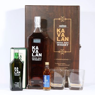 Kavalan Whisky- 1 box set includes 1 bottle- Kavalan Single Malt Whisky (Taiwan) with Kavalan 