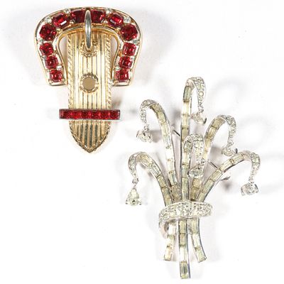 Jomaz Retro 2pc group: cranberry red jeweled buckle fur clip and dimensional rhinestone spray 
