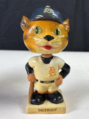 Vintage ceramic Detroit Tigers MLB Baseball bobble head, sticker on the bottom reads Japan, 6.5H