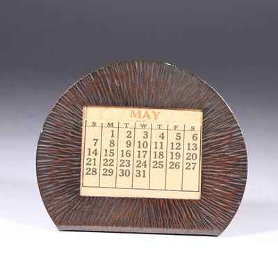Roycroft Arts & Crafts bronze desk calendar 3 1/2"H x 4 1/4"W