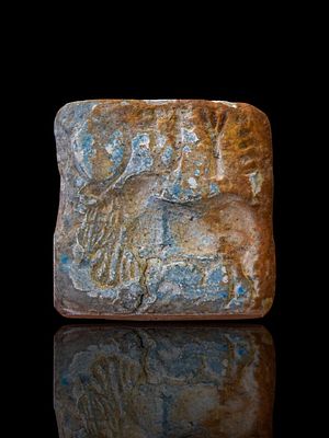 Rare Steatite seal with Two-horned bull and inscription, Indus Valley Civilization, Indian. This 