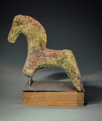 Rare Terracotta Sculpture of a Horse, Indus Valley Civilization 2600 BCE to 1900 BCE. Indian. A 