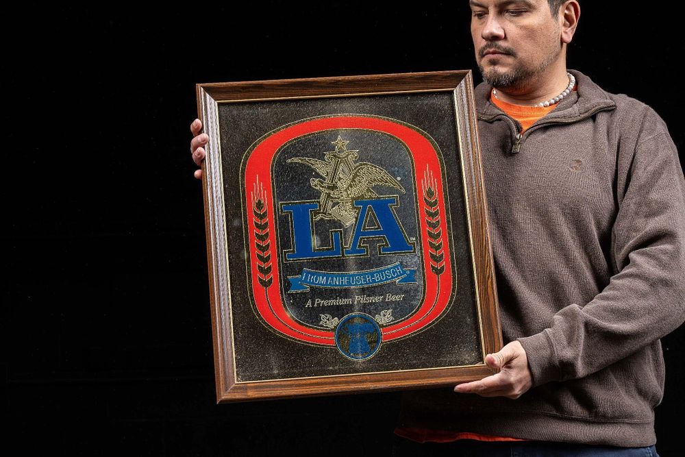 Lot 153: NOS LA by Anheuser Busch Glass Mirror Beer Sign