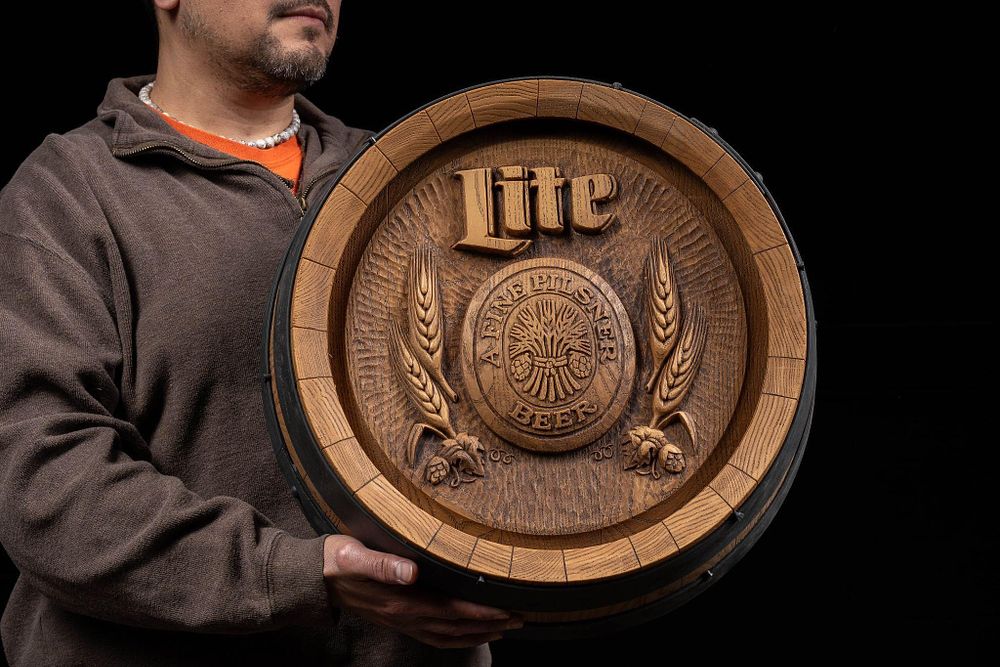 Lot 163: Miller Lite Plastic Barrelhead Beer Sign