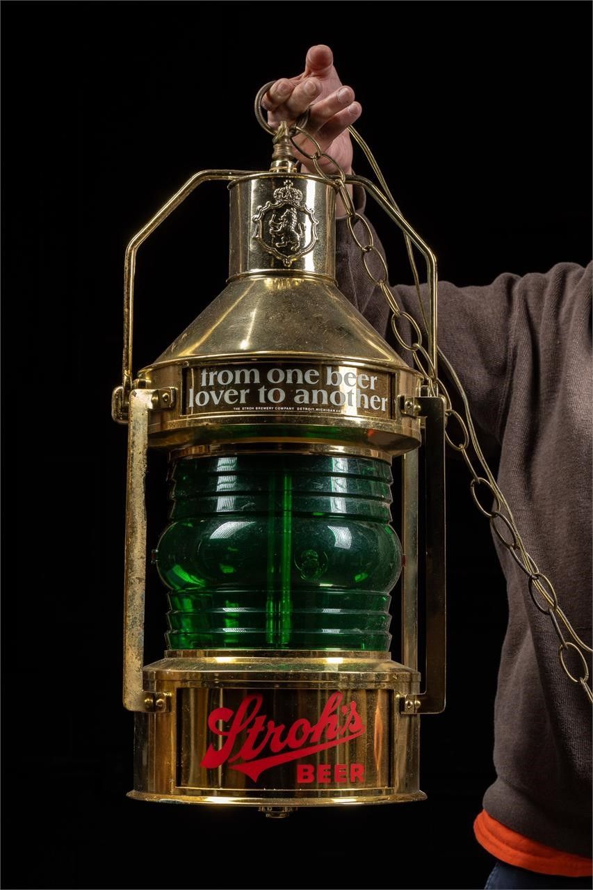 Lot 175: Stroh Nautical Lantern Spinning Beer Sign