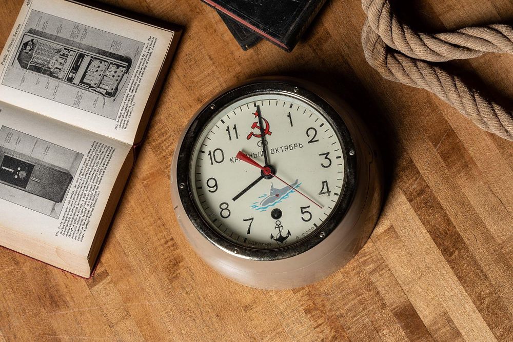 Lot 194: World War 2 Soviet Navy Vostok Submarine Clock