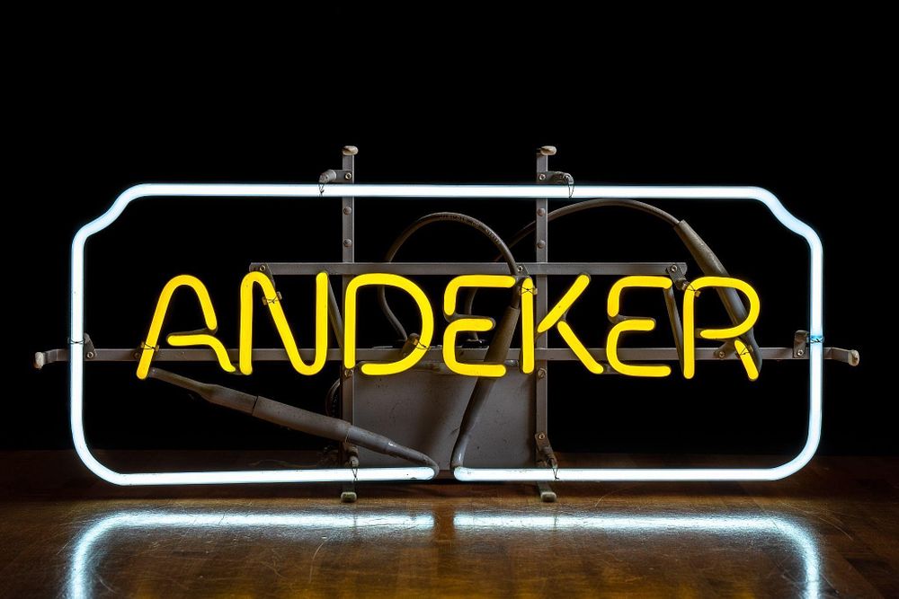 Lot 198: Andeker Neon Beer Sign
