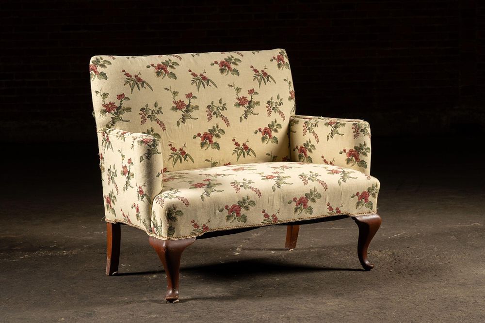 Lot 324: Floral Loveseat