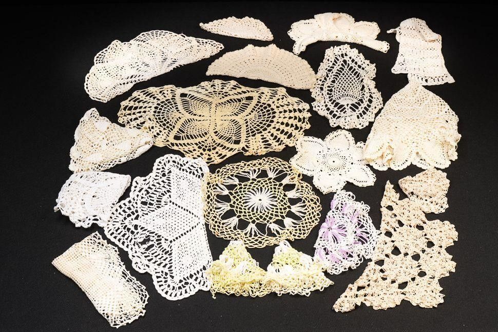 Lot 372: Lot of 19 Crocheted Doilies