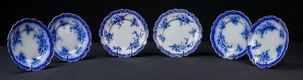 Lot 384: Set of Six Flow Blue Alcock Dinner Plates